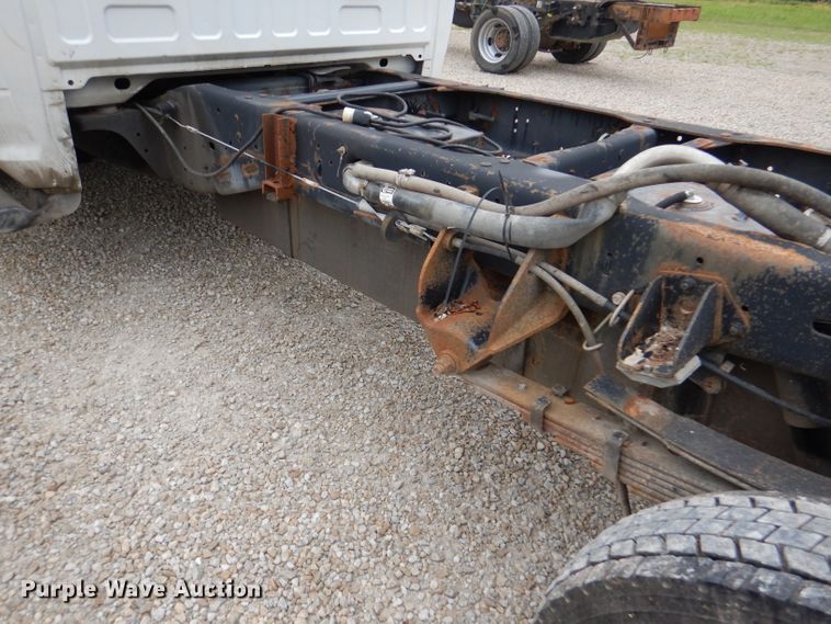 image for item DM1355 2015 Dodge Ram 5500  truck cab and chassis