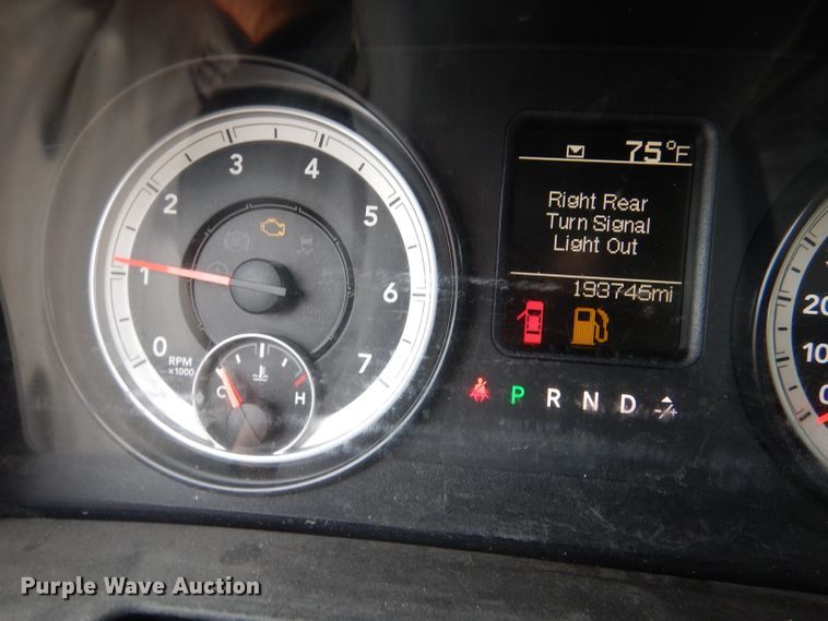 image for item DM1355 2015 Dodge Ram 5500  truck cab and chassis