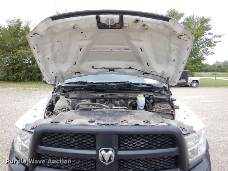 image for item DM1355 2015 Dodge Ram 5500  truck cab and chassis