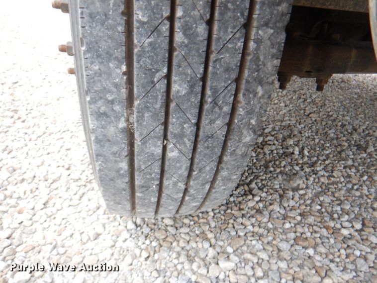 image for item DM1355 2015 Dodge Ram 5500  truck cab and chassis