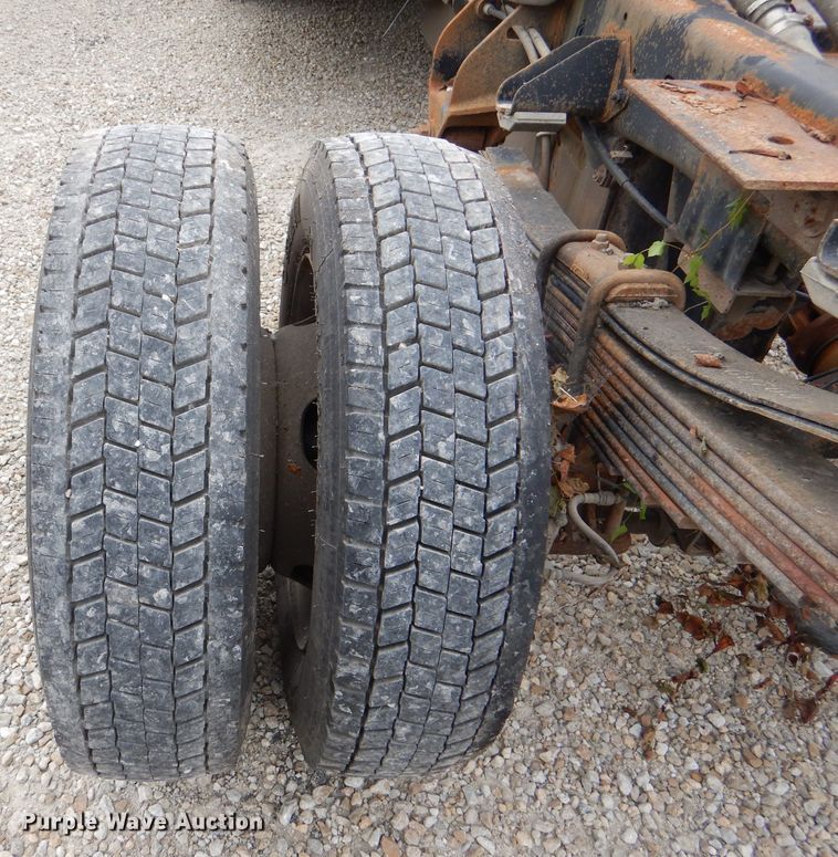 image for item DM1355 2015 Dodge Ram 5500  truck cab and chassis