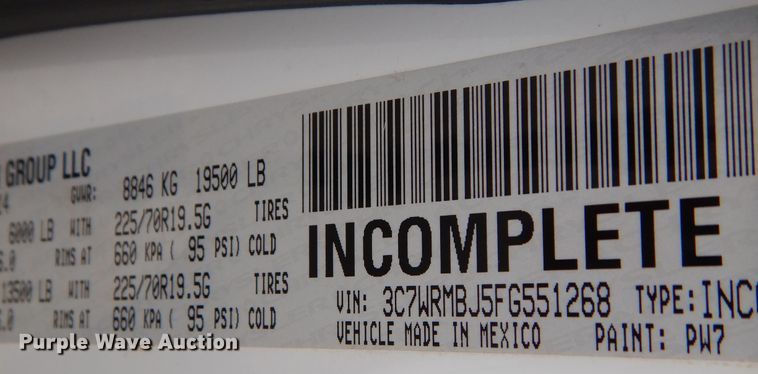 image for item DM1355 2015 Dodge Ram 5500  truck cab and chassis