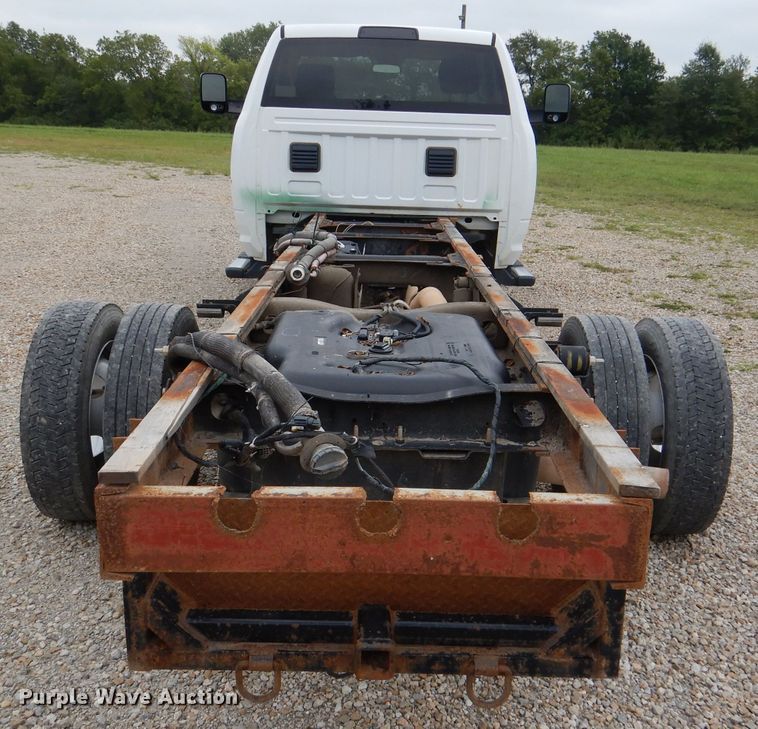 image for item DM1356 2016 Dodge Ram 5500HD  truck cab and chassis