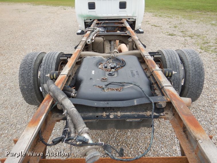 image for item DM1356 2016 Dodge Ram 5500HD  truck cab and chassis