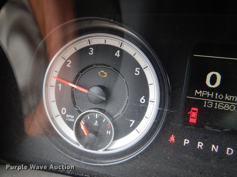 image for item DM1356 2016 Dodge Ram 5500HD  truck cab and chassis