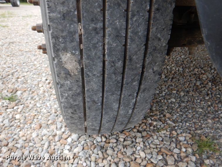 image for item DM1356 2016 Dodge Ram 5500HD  truck cab and chassis