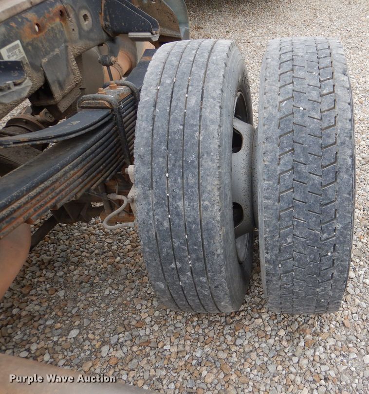 image for item DM1356 2016 Dodge Ram 5500HD  truck cab and chassis