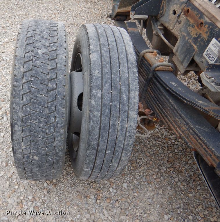 image for item DM1356 2016 Dodge Ram 5500HD  truck cab and chassis