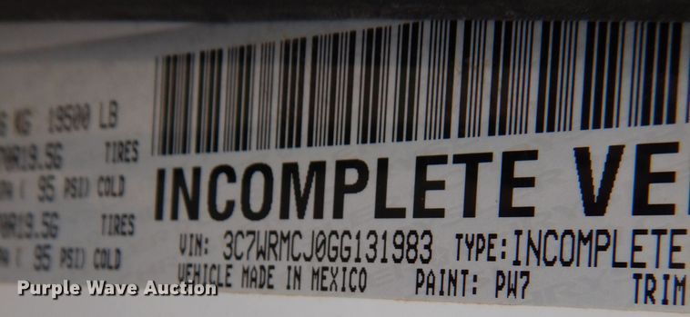 image for item DM1356 2016 Dodge Ram 5500HD  truck cab and chassis