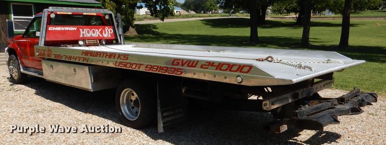 image for item DM1431 1998 GMC 3500HD  rollback truck