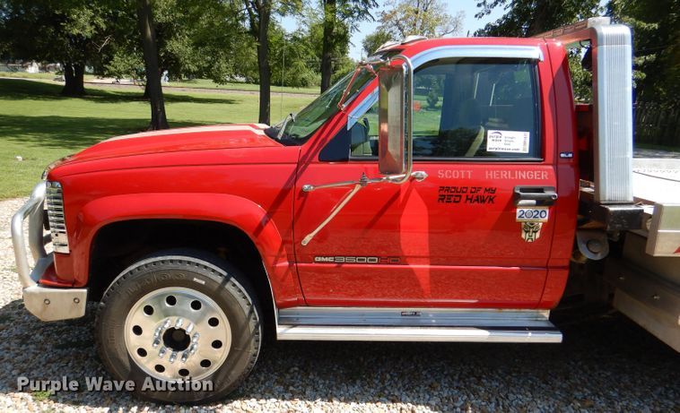 image for item DM1431 1998 GMC 3500HD  rollback truck