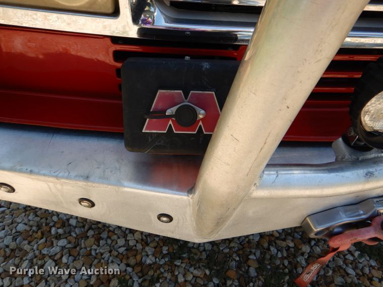 image for item DM1431 1998 GMC 3500HD  rollback truck