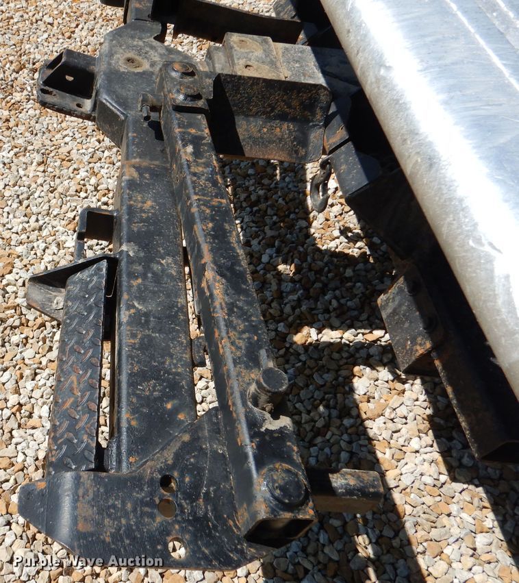 image for item DM1431 1998 GMC 3500HD  rollback truck