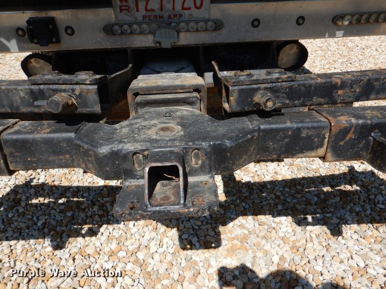 image for item DM1431 1998 GMC 3500HD  rollback truck