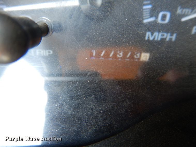 image for item DM1431 1998 GMC 3500HD  rollback truck