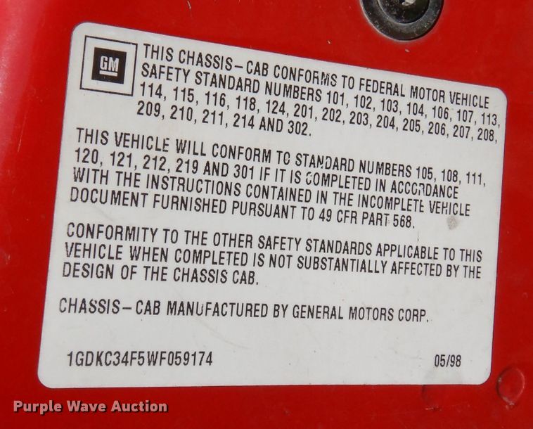 image for item DM1431 1998 GMC 3500HD  rollback truck