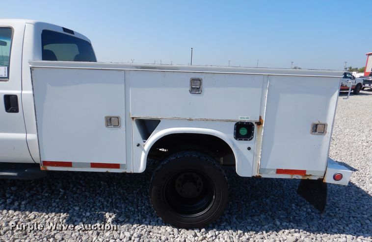 image for item DM1455 2008 Ford F550 Super Duty XL  utility / service truck