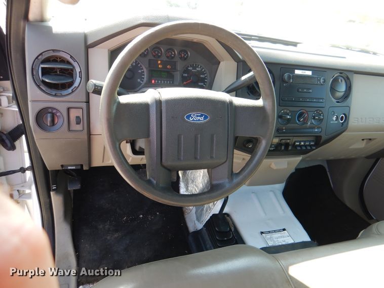 image for item DM1455 2008 Ford F550 Super Duty XL  utility / service truck