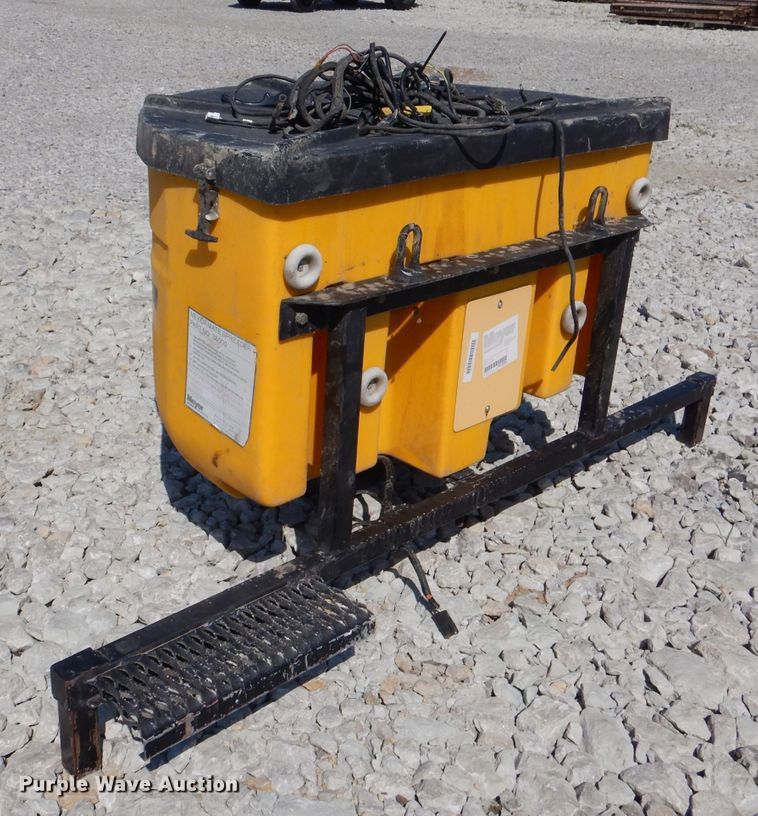 image for item DM1459 Meyer Mate  spreader