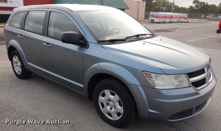 image for item DM1470 2010 Dodge Journey  SUV