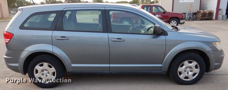 image for item DM1470 2010 Dodge Journey  SUV
