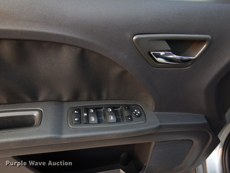 image for item DM1470 2010 Dodge Journey  SUV