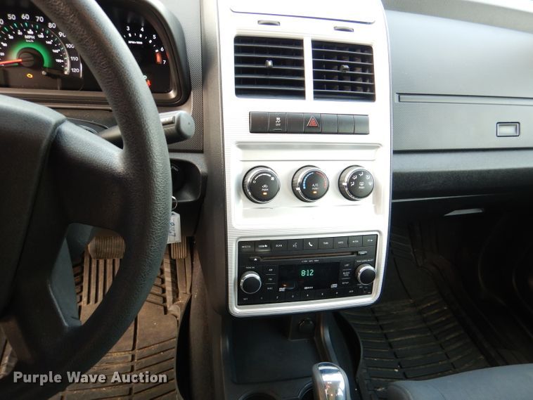 image for item DM1470 2010 Dodge Journey  SUV