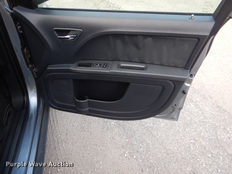 image for item DM1470 2010 Dodge Journey  SUV