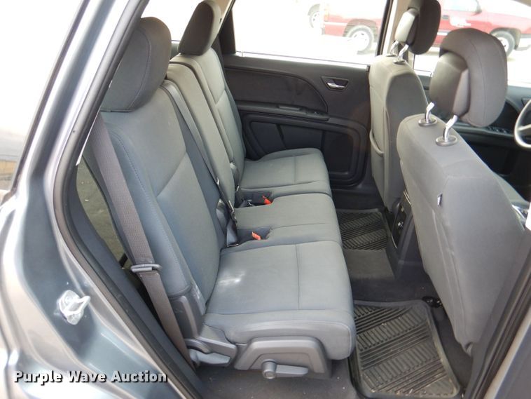 image for item DM1470 2010 Dodge Journey  SUV