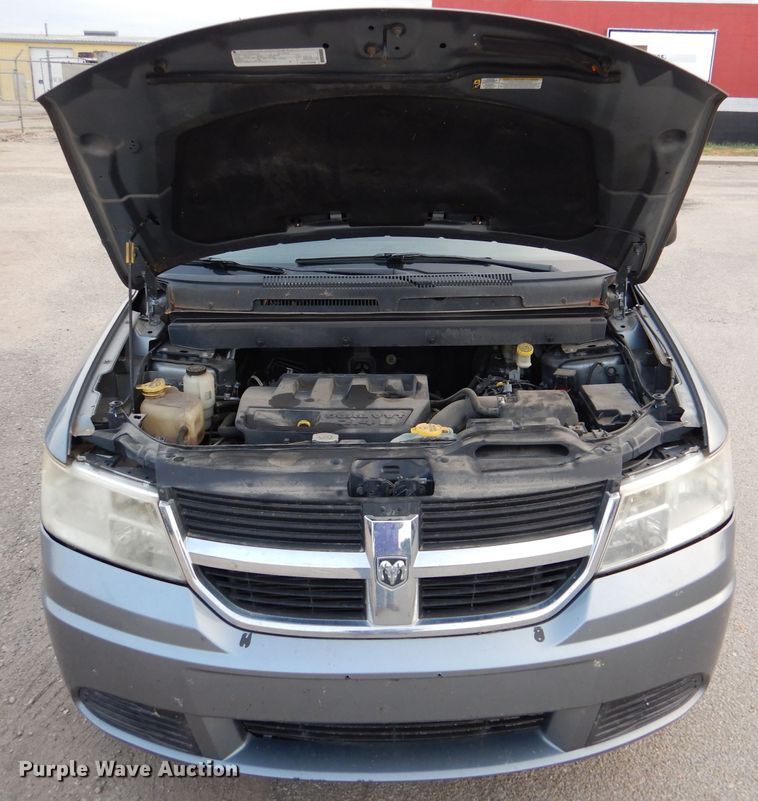 image for item DM1470 2010 Dodge Journey  SUV
