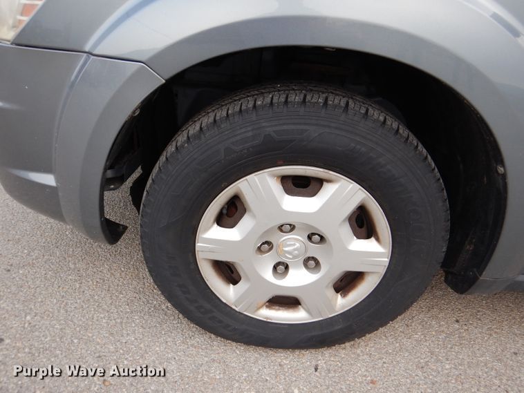 image for item DM1470 2010 Dodge Journey  SUV