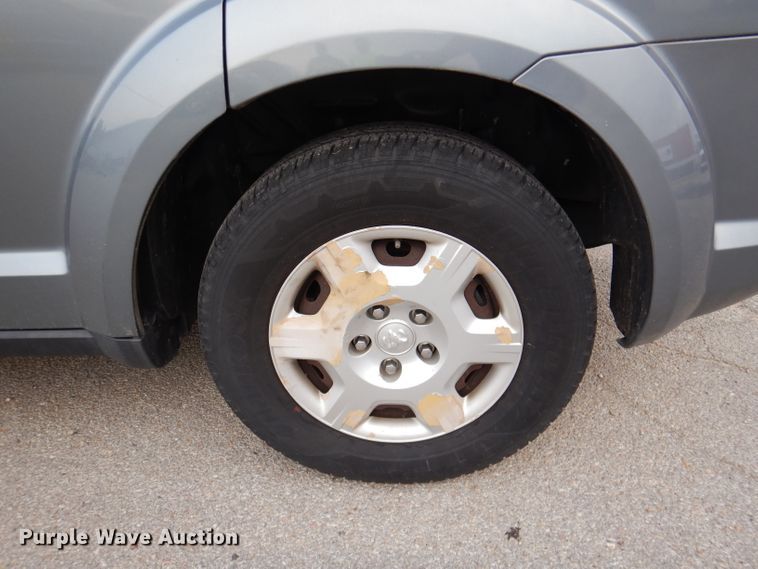 image for item DM1470 2010 Dodge Journey  SUV