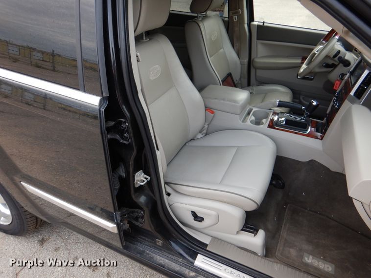 image for item DM1471 2008 Jeep Grand Cherokee Overland  SUV