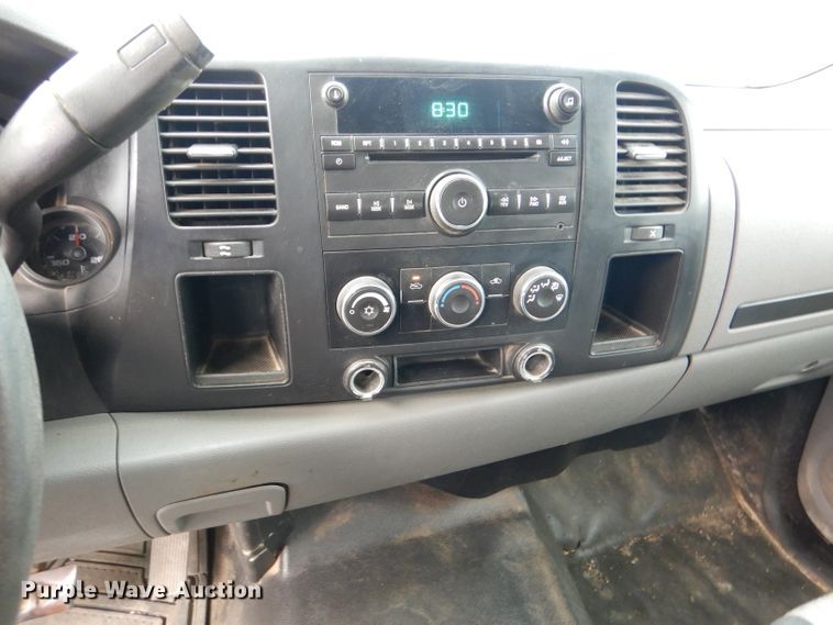 image for item DM1472 2007 Chevrolet Silverado 1500  Ext. Cab pickup truck