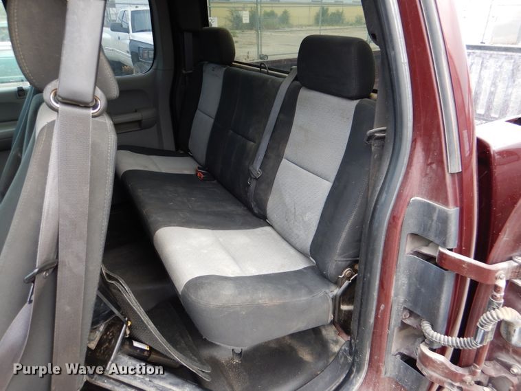 image for item DM1472 2007 Chevrolet Silverado 1500  Ext. Cab pickup truck