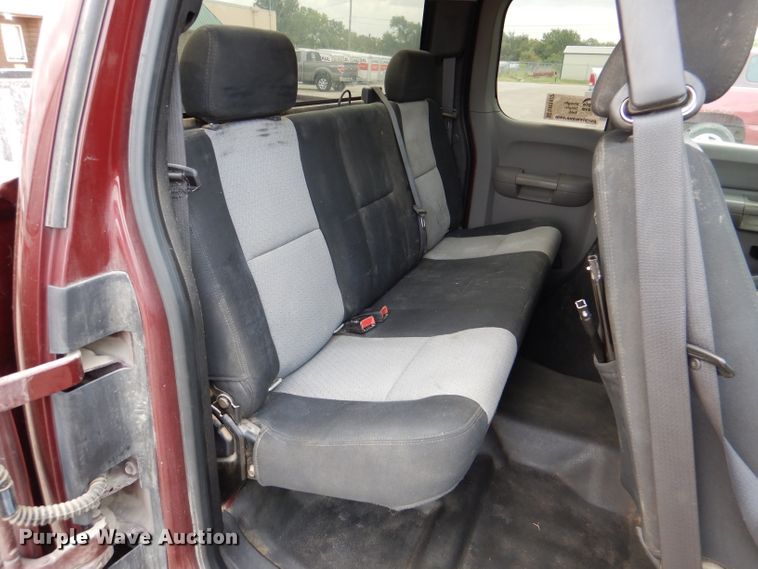 image for item DM1472 2007 Chevrolet Silverado 1500  Ext. Cab pickup truck