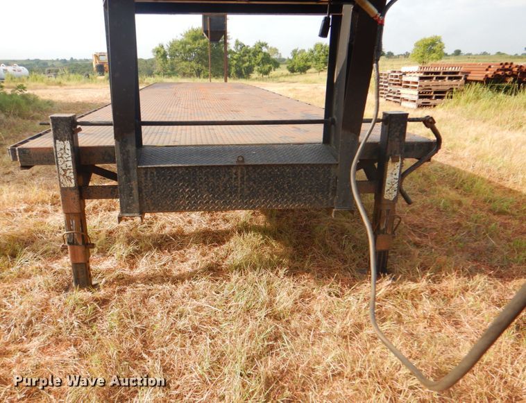 image for item DM3951 1999 West Wind Trailers  equipment trailer