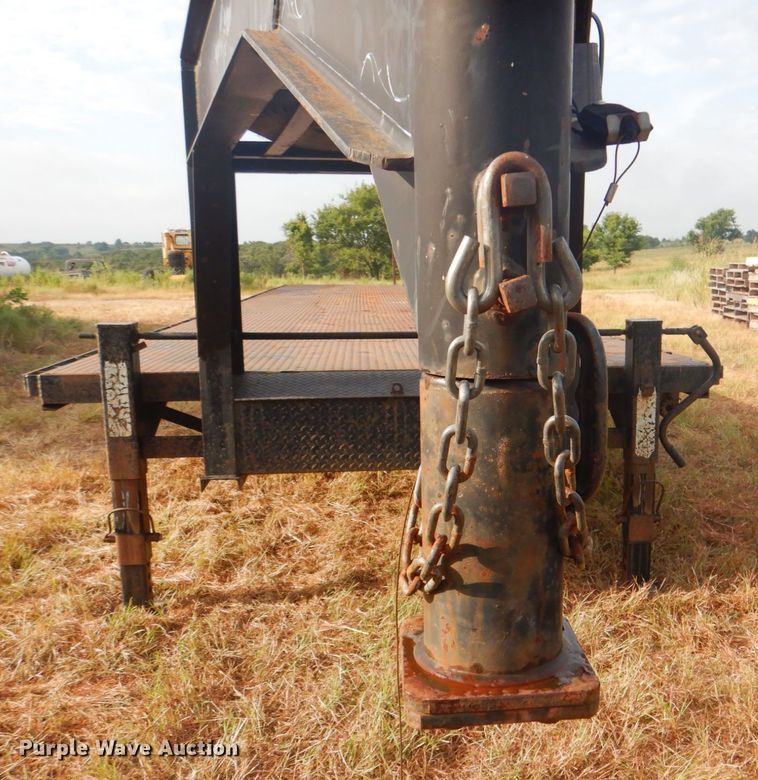 image for item DM3951 1999 West Wind Trailers  equipment trailer