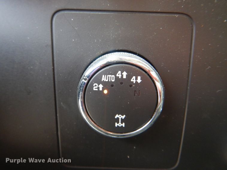 image for item DM3966 2011 Chevrolet Silverado 1500  Crew Cab pickup truck