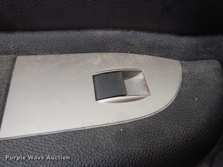 image for item DM3966 2011 Chevrolet Silverado 1500  Crew Cab pickup truck