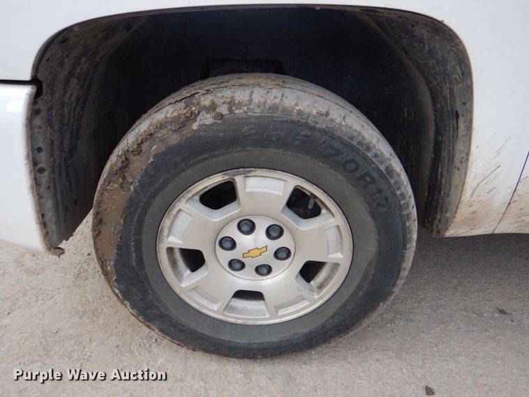 image for item DM3966 2011 Chevrolet Silverado 1500  Crew Cab pickup truck