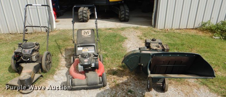 image for item DM3970 Lawn and garden equipment