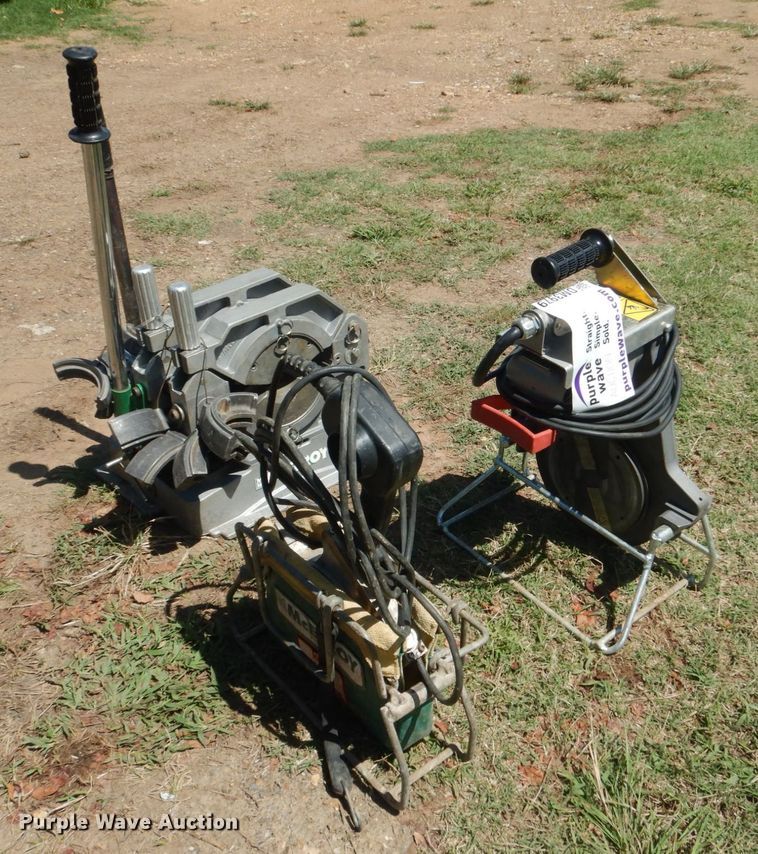 image for item DM3979 McElroy  poly pipe fusion equipment