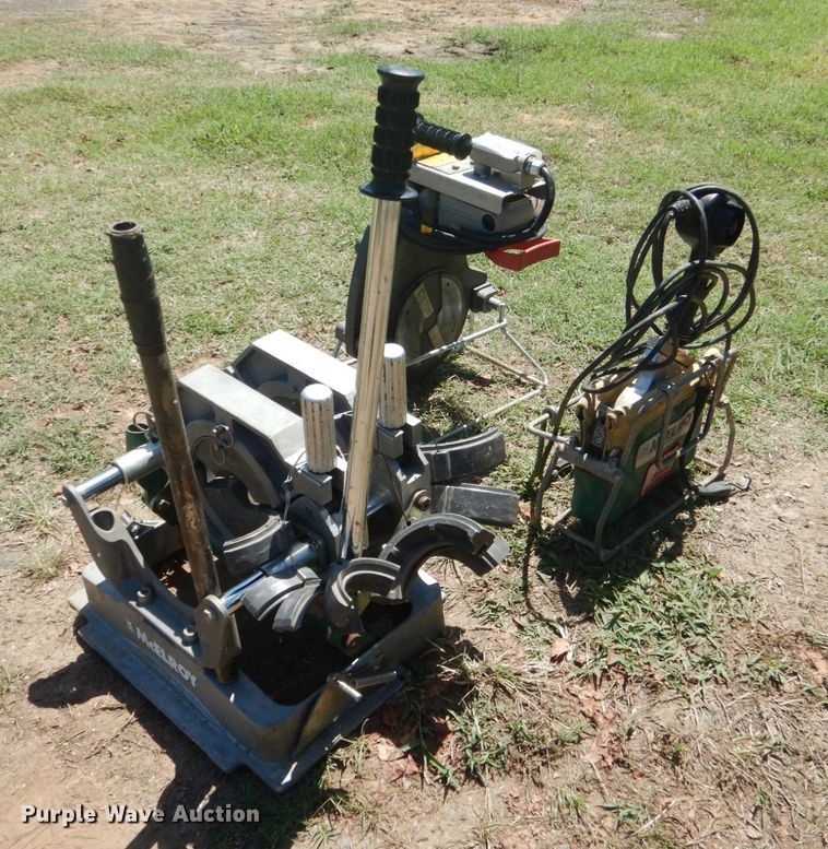 image for item DM3979 McElroy  poly pipe fusion equipment