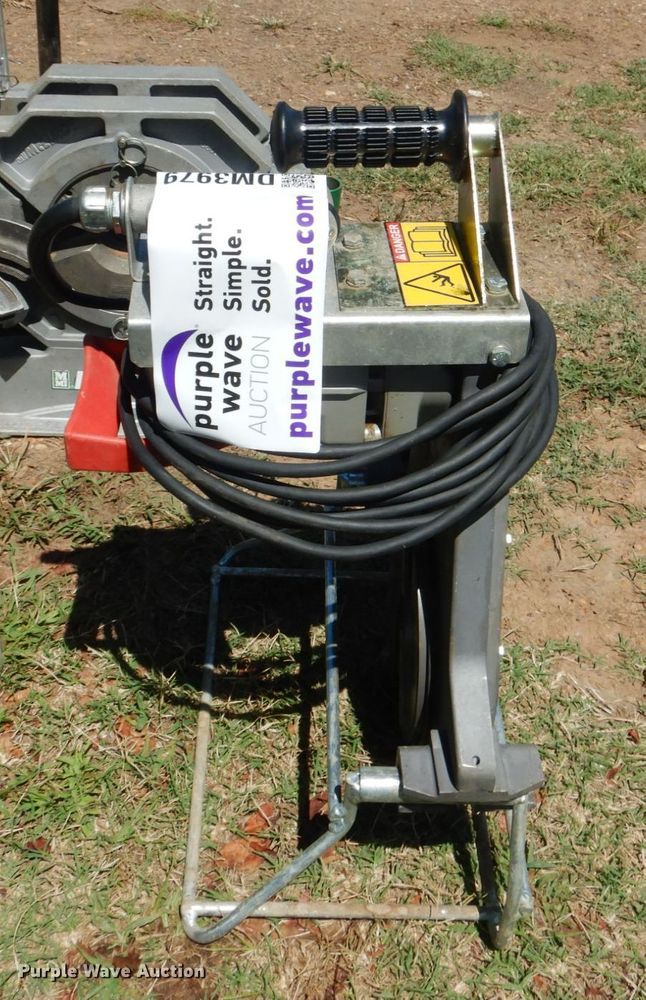 image for item DM3979 McElroy  poly pipe fusion equipment