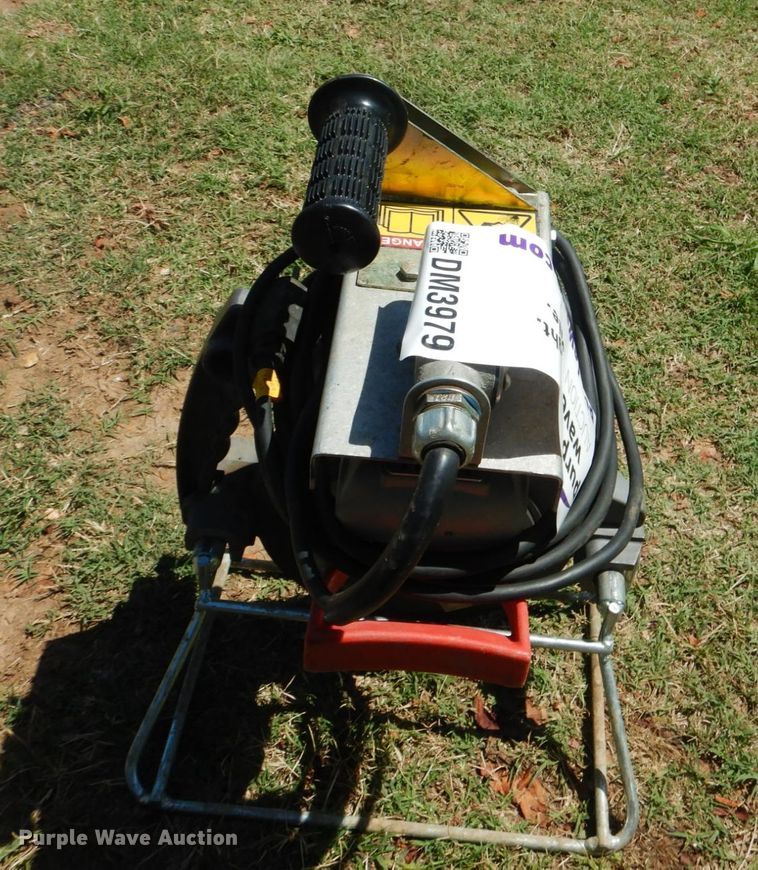 image for item DM3979 McElroy  poly pipe fusion equipment