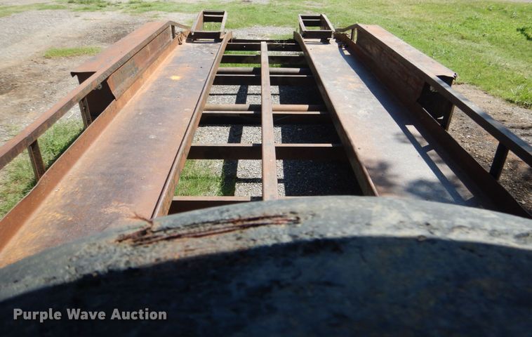 image for item DM3983 1993 Belshe T-18  equipment trailer