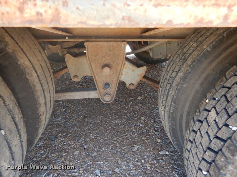 image for item DM3984 2000 Interstate 40DL  equipment trailer