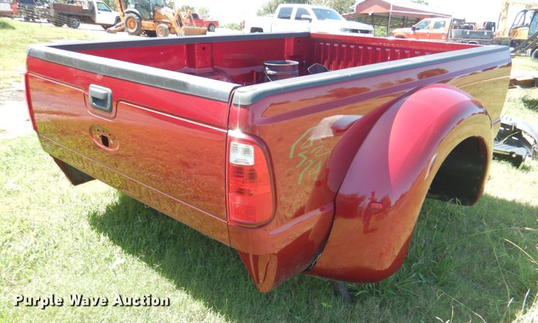 image for item DM3994 2015 Ford F350  pickup truck bed