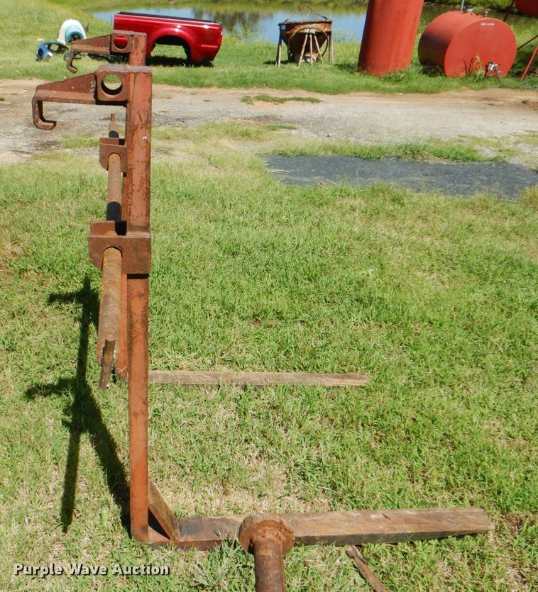 image for item DM3996 48" L x 5' H forks